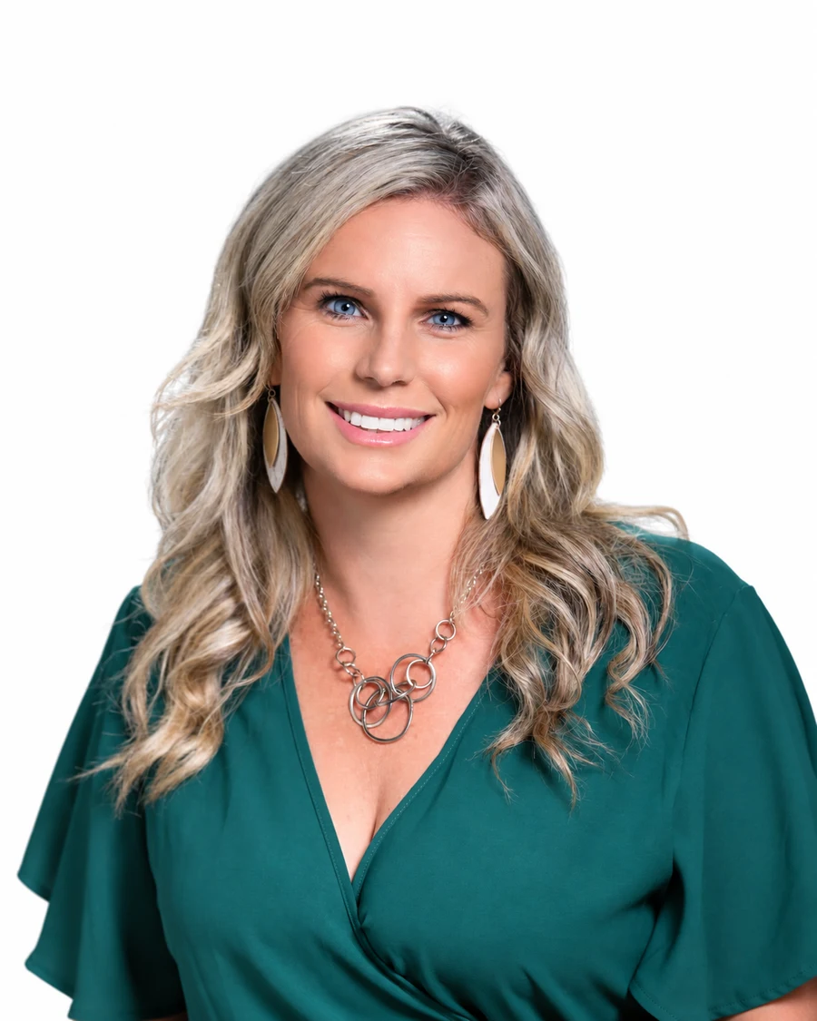 Carin Charon, Willow Real Estate agent